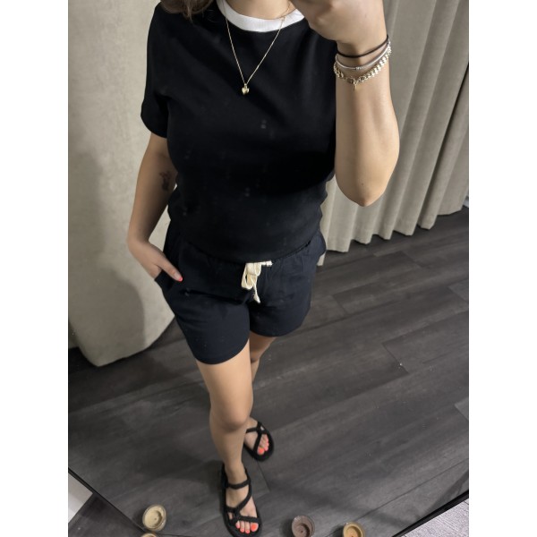 Mad Yaka Detay Siyah Basıc Tshirt